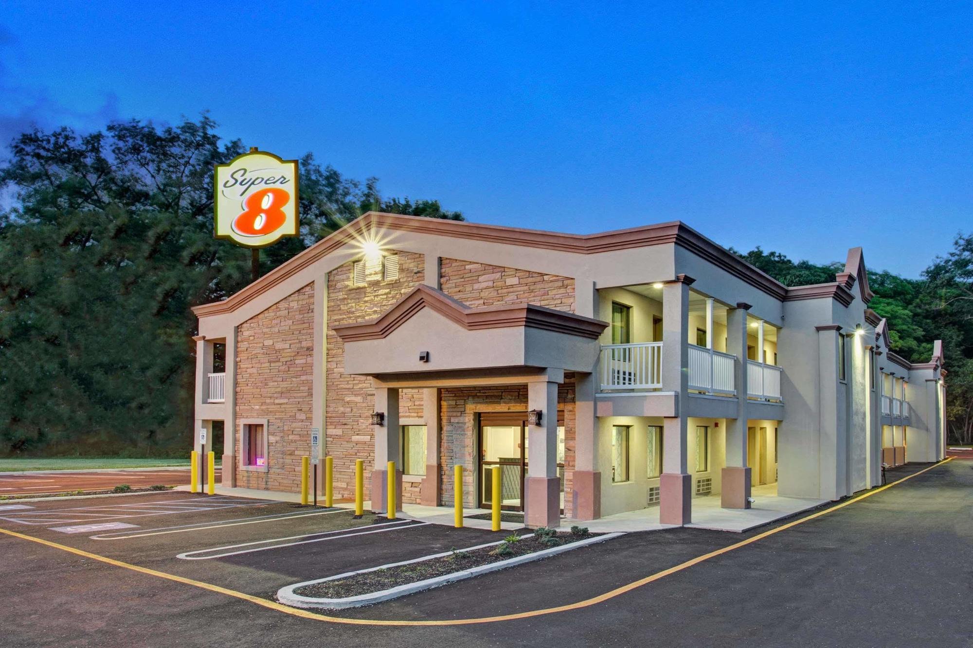 Super 8 By Wyndham Asbury Park Hotel Eksteriør billede